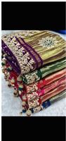 Sari en Soie Pure de Qualité Supérieure Brodé – Broderie Traditionnelle Style Moderne – Idéal Mariage, Remise de Diplôme – Toutes Saisons – Prix Promotionnel
