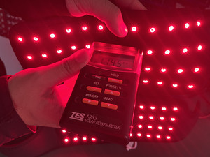 أحمر من أجل العلاج ، لف قابل للارتداء قابل للتعديل لوسادات الركبة - Product Image 5