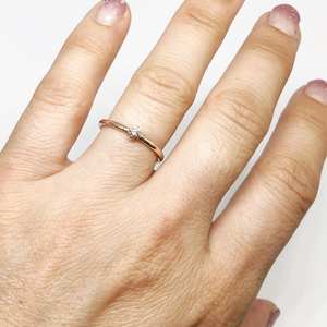 Anillo solitario de diamante moissanita de corte redondo de 3mm en oro u oro rosa | Joyería DE BODA delicada minimalista - Product Image 2