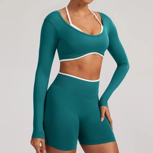 Ensemble de vêtements de sport pour femmes, haut sans manches uni, short à taille élastique sur le devant, vêtements de sport, logo personnalisé, vente en gros, antibactérien, séchage rapide - Product Image 6