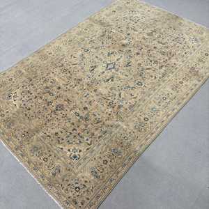 Tapis turc vintage, grand tapis de 6,3 x 9,6 pieds, tapis à bordures brunes - Product Image 2