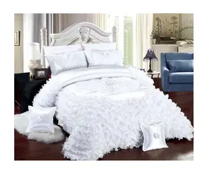 Ensembles de literie de mariage en polyester avec dentelle, couvre-lit matelassé de style moyen-orient, nouveau design