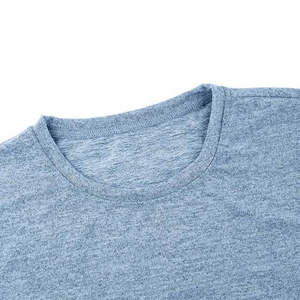 Conjunto Casual de 2 Piezas para Hombre para Clima Cálido, Pantalones Cortos Cómodos con Cintura Elástica y Bolsillos, Camiseta Transpirable de Manga Corta - Product Image 3