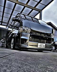 ชุดแต่งกันชนหน้าทรง R พร้อมไฟหน้าสำหรับอัพเกรดรถตู้ รุ่นใหม่ - Product Image 4