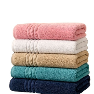 ผ้าขนหนูโรงแรมคุณภาพพรีเมียม ย้อมสีด้วยเส้นด้าย ผ้าขนหนูสีเบจ ปักโลโก้ตามสั่ง ผ้าขนหนูรีสอร์ท ผ้าขนหนูย้อมสีด้วยเส้นด้ายสำเร็จรูป ผ้าเช็ดมือ ชุดผ้าขนหนูหรูหรา - Product Image 1