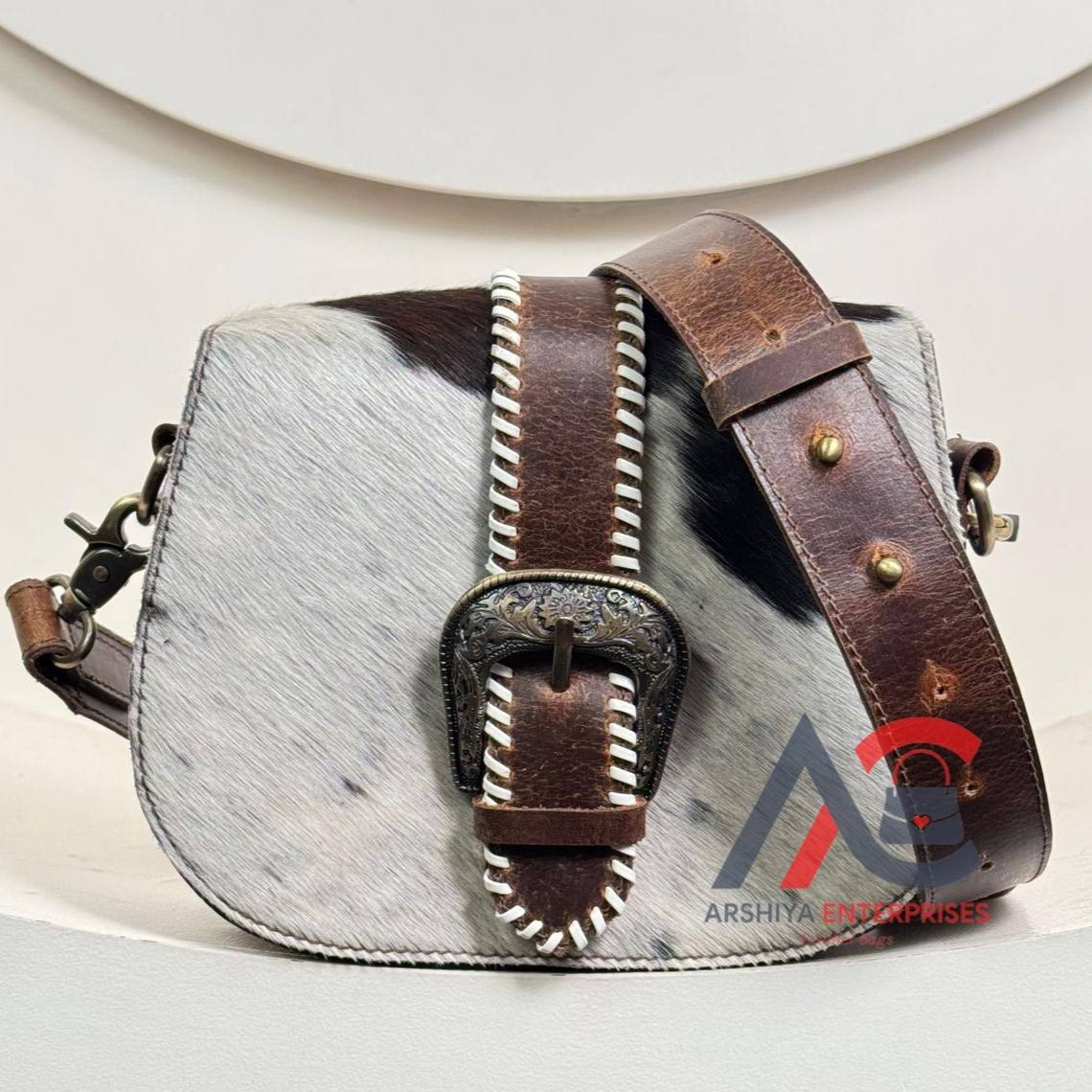 สีน้ำตาล