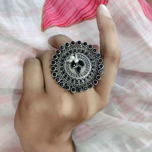 Bague réglable en laiton argenté antique Bijoux en argent plaqué Réplicaa Stone Work Bagues de taille libre pour filles - Product Image 4