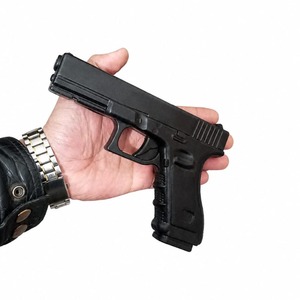 Simulador de Entrenamiento Profesional Compacto de Polímero para Instrucción de Seguridad y Práctica de Portación en Funda - Product Image 2