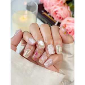 Ongles press-on élégants Muse : Design de nail art élégant et stylé - Product Image 4