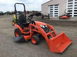 Tracteur chenillé compact 4x4 25 CV BX1880 2021 avec transmission par engrenages, moteur haute productivité, boîte de vitesses et pompe incluses - Product Image 5