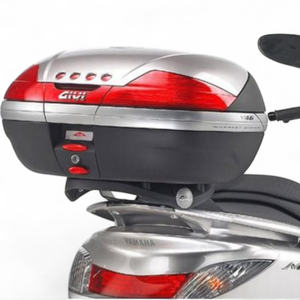 Porte-bagages arrière GIVI E331M pour Yamaha Majesty 400 (2004-2014) type boîte ABS Monolock - Product Image 1