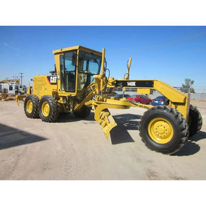 Niveleuse d'occasion avec pompe moteur et PLC – Durable, testée sur le terrain pour les applications de nivellement en travaux routiers et d'aménagement paysager - Product Image 5