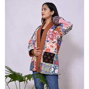 Veste matelassée bohème pour femmes, patchwork floral, manteau en coton, taille unique, vêtements d'automne et d'hiver - Product Image 3