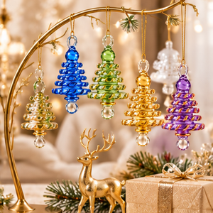 Adornos Navideños Únicos en Forma de Árbol de Navidad, Hechos a Mano en Egipto, con Decoración Dorada - Product Image 3