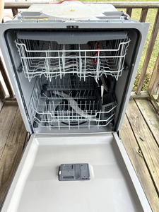 เครื่องล้างจานแบบฝังในตัว G-E A-p-p-l-i-a-n-c-e-s รุ่น GDF530PSM4SS ทำจากเหล็กไร้สนิม พร้อมหัวฉีดขวดและหัวฉีดไอน้ำ - Product Image 2