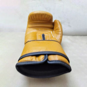 Gants de boxe professionnels personnalisés pour l'entraînement Nouveau design avec logo Gants de sport MMA pour adultes Gants en cuir du Pakistan - Product Image 5