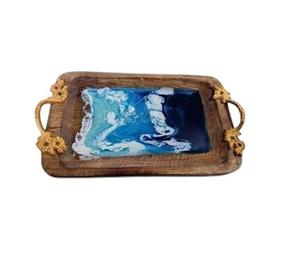 Plateau de service en résine au design moderne avec incrustation en bois et poignées en métal, artisanat métallique de forme rectangulaire pour la décoration de la maison, cadeaux - Product Image 3