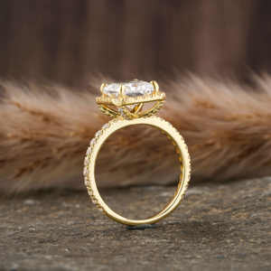 Bague de fiançailles en argent sterling avec certificat IGI en diamant radiant de laboratoire certifié Halo et pavé de luxe Cadeau pour femme - Product Image 3