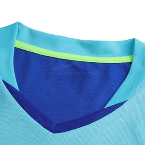 Ensemble d'uniformes de club confortables en deux pièces pour les équipes sportives pour les séances d'entraînement Service OEM disponible - Product Image 3