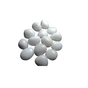 Exportateur indien de pierres naturelles blanches dégringolées pierre précieuse d'agate sculptée avec technique - Product Image 1