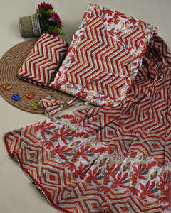 Fabrication indienne bloc de coton imprimé avec Gota Patti Work Angrakha Style Set imprimé pur coton Kurta avec pantalon et Dupatta - Product Image 4