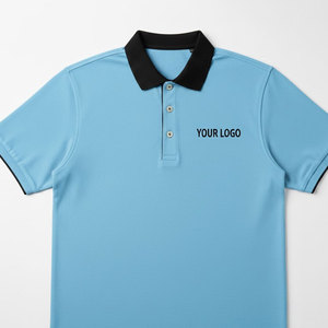 Polo con Estampado Geométrico Elegante con Tecnología de Gestión de la Humedad y Tejido Antibolitas para una Apariencia Moderna y Elegante - Product Image 4
