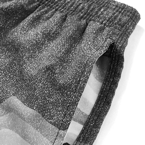 Pantalones cortos deportivos para hombre con logotipo personalizado, pantalones cortos 2 en 1 para entrenamiento y correr, pantalones cortos de malla personalizados de poliéster para hombre con bolsillos - Product Image 4