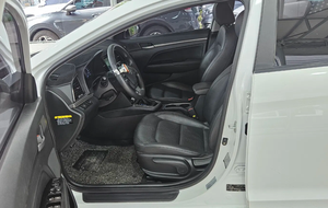 Hyundai Avante AD 1.6 GDI Style 2017 - Product Image 3