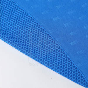 Uniforme de fútbol OEM unisex, nuevo diseño, talla grande, Impresión de nombre personalizada, cuello en V, jóvenes adultos, precio bajo, proveedor directo de fábrica - Product Image 6