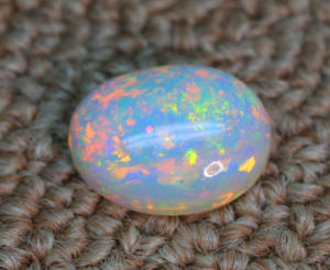 Belle grande taille pierre précieuse opale éthiopienne Cabochon d'opale en vrac gemmes Base blanche opale éthiopienne multi pierre de feu pour bijoux - Product Image 1