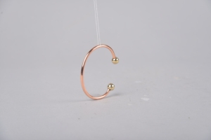 Bracelet de Thérapie Magnétique en Cuivre Pur Fait Main de Haute Qualité pour Soulager l'Arthrite, Design Métallique Ajustable - Product Image 2