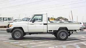 2022 para LandCruiser Serie 70 Cabina Sencilla Volante a la Derecha Transmisión Manual Asientos de Cuero con Cámara Trasera - Product Image 5