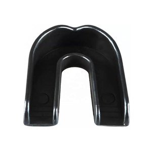 Protector bucal para jóvenes y adultos, duradero, absorbente de golpes, ajuste cómodo para boxeo, fútbol, MMA y entrenamiento de artes marciales - Product Image 3