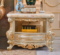 Canapé carré en cuir de luxe européen double face sculpté à la main avec rembourrage en éponge de haute qualité pour salon, hôtel, villa