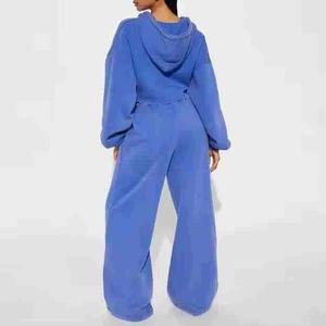 Conjunto personalizado de dos piezas, ropa de mujer, chándales de alta calidad, sudaderas recortadas con cremallera y pantalones de chándal de pierna ancha - Product Image 4