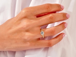 Anillo de compromiso personalizado chapado en oro rosa de plata de ley con diamante de moissanita VVS de alta calidad y el mejor regalo de aniversario para mujer - Product Image 5