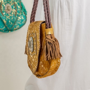 Bolso de Hombro Hecho a Mano de Piel Auténtica para Mujer, Bandolera con Estampado Geométrico Bohemio, Colorido, Personalizado, Temporada de Primavera, Invierno y Otoño - Product Image 3