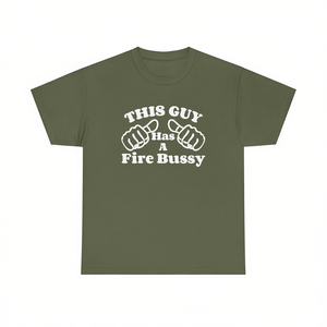 T-shirt This Guy Has A Fire Bussy, maglietta unisex a girocollo a maniche corte, divertente maglietta con meme - Product Image 1