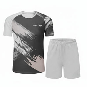 Nouvel ensemble de tenue de badminton personnalisé durable imprimé respirant pour hommes 2026 |   Maillot et short en jersey 100 % polyester à séchage rapide - Product Image 4