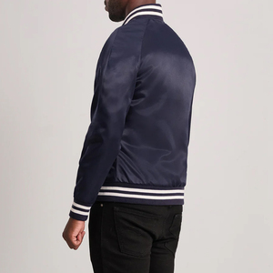 <span class=keywords><strong>Xander</strong></span> azul cetim varsity jaqueta acolchoado poliéster forro, fechamento botão, costela malha algemas & bainha