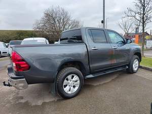 TOYOTA HILUX d'occasion - Product Image 3