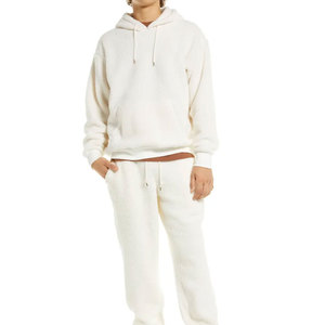Sweat à capuche à manches longues pour hommes de haute qualité Logo personnalisé Polaire en coton et polyester Nouveau design avec motif solide pour la saison d'automne - Product Image 2
