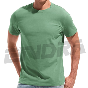 Nouveau t-shirt uni élégant à demi-manches pour hommes coupe moderne tissu doux vêtements décontractés look tendance respirant confortable au quotidien - Product Image 1
