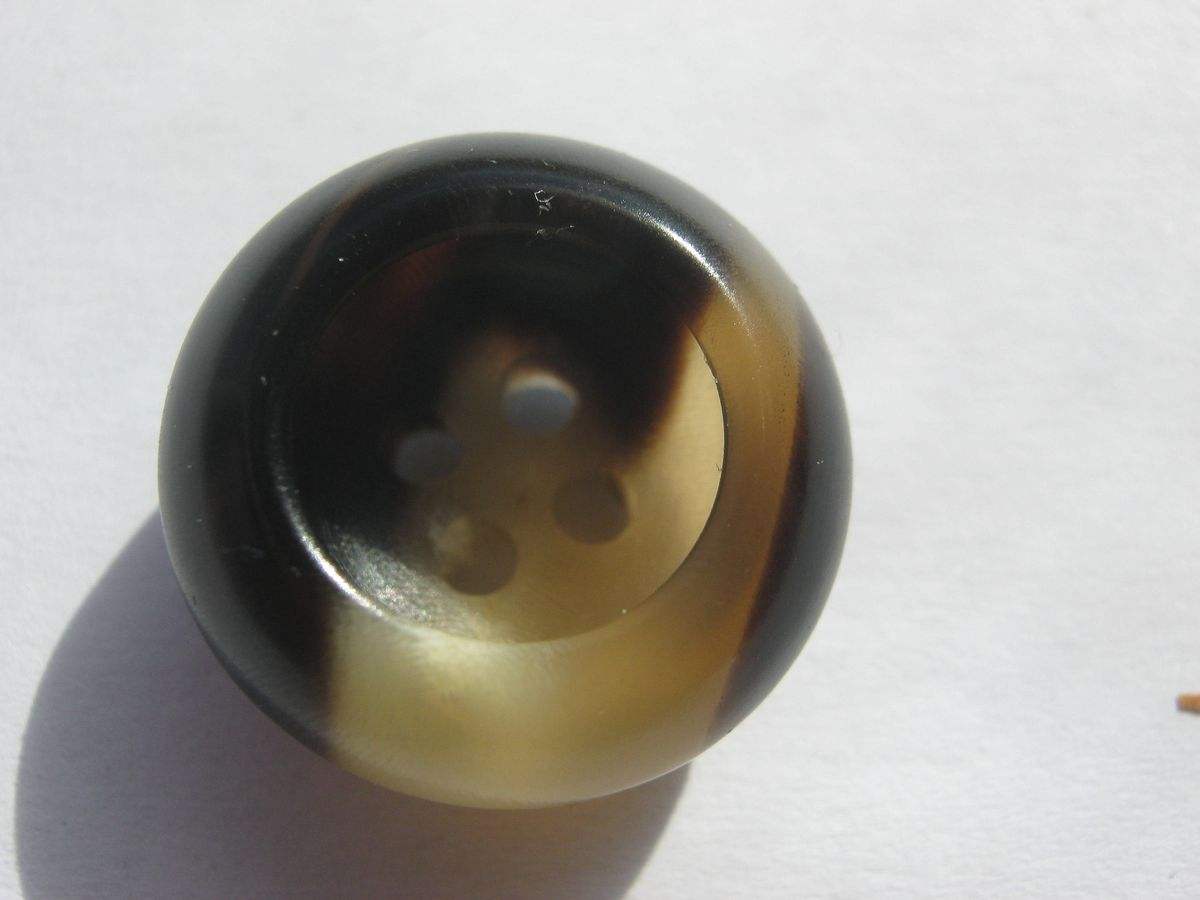 Natural Shades Black, Brown, Cream, or Mixed Horn Pattern