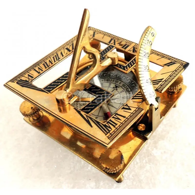 Kompas navigasi SUNDIAL kuningan persegi hadiah kompas SUNDIAL untuk teman kompas Kuningan Bahari