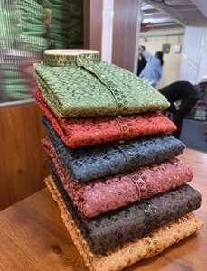 Kurta clásico para hombre para fiesta y boda Kurta largo tradicional con Churidar Ropa tradicional para ocasiones especiales Boda - Product Image 2