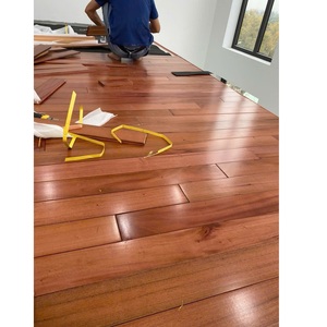 Plancher en bois d'acajou pour les panneaux muraux d'intérieur de luxe et les meubles traditionnels écologiques du milieu du siècle du Vietnam - Product Image 1