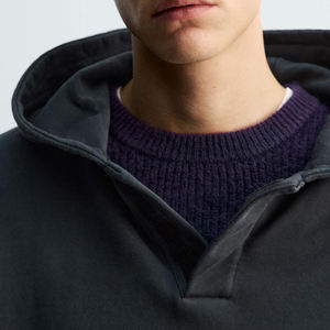 Impression de logo personnalisée de haute qualité sur les sweats à capuche pour hommes, coupe ample, respirant, sweats à capuche OEM pour hommes, designs et tenues tendance 2026 - Product Image 4