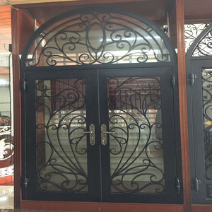 Puertas decorativas de hierro y puertas de puerta hechas en Vietnam con diseños personalizados, estructura fuerte y arte local único - Product Image 3