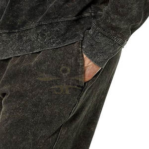 Venta al por mayor de ropa deportiva de peso ligero lavado con ácido pantalones de chándal de uso en invierno a prueba de viento lavado con ácido para la venta - Product Image 6